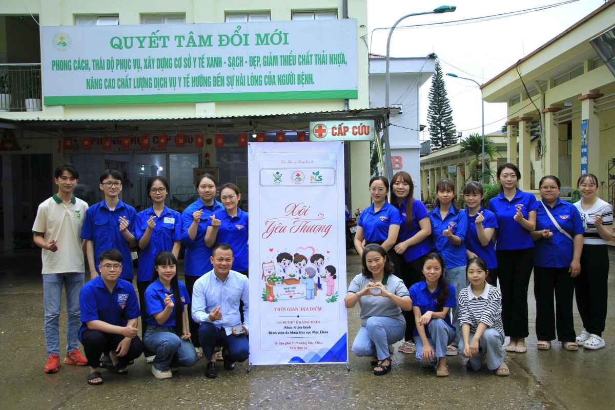 Chương trình "Xôi Yêu Thương" mang bữa sáng ấm áp đến người bệnh
